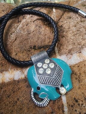 Chico's Jewelry Elephant Large Pendant Boho Ethnic Silver Crystals Black Cord